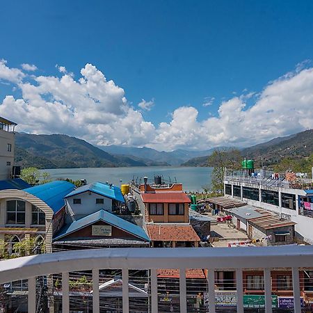Himalayan Glory Inn โพคารา ภายนอก รูปภาพ