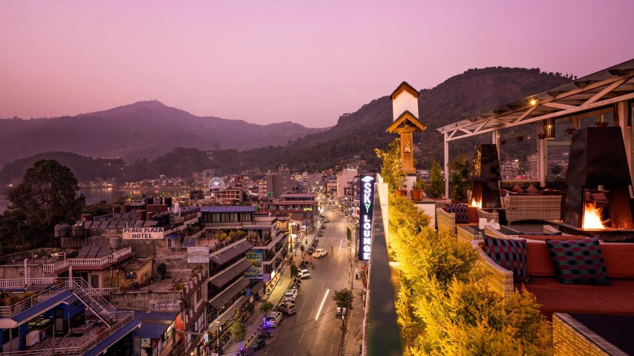 Himalayan Glory Inn โพคารา ภายนอก รูปภาพ