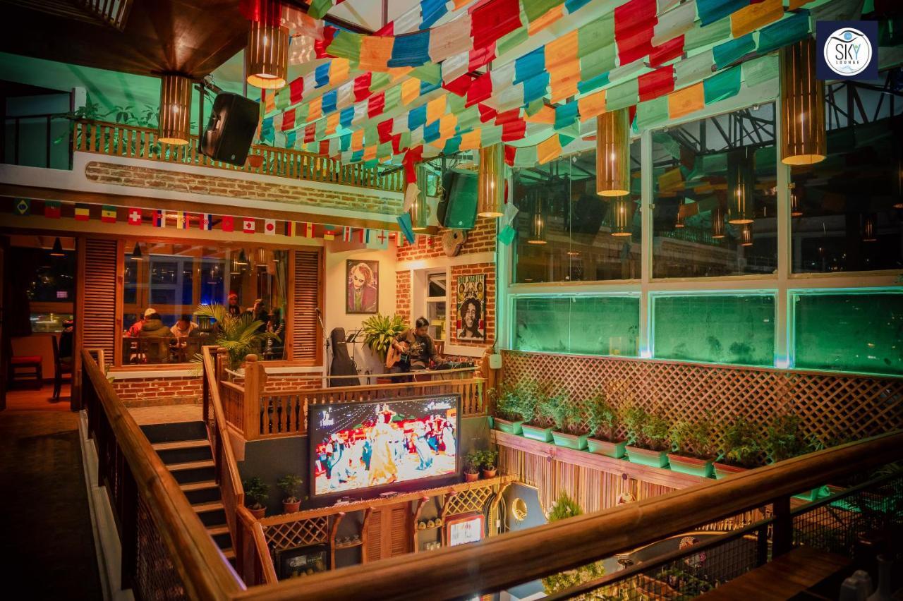Himalayan Glory Inn โพคารา ภายนอก รูปภาพ